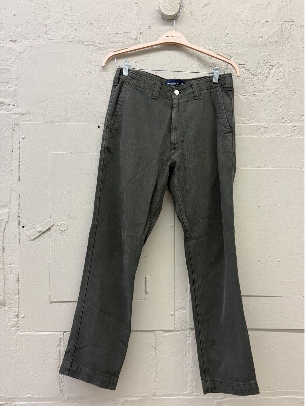 Abercrombie & Fitch Men's Loose Fit Light Gray Weight Jeans Size 31x32